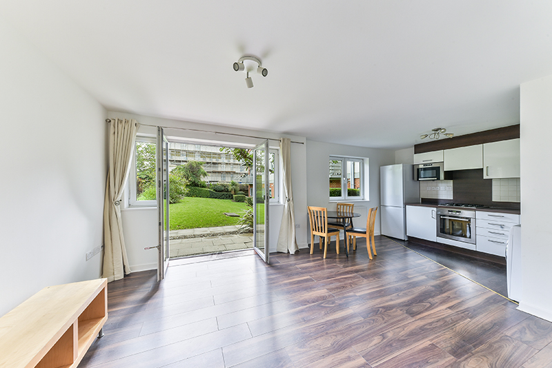 DELAMERE COURT, 30- (7)